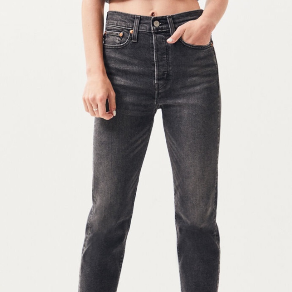 Levi’s Wedgie Jeans